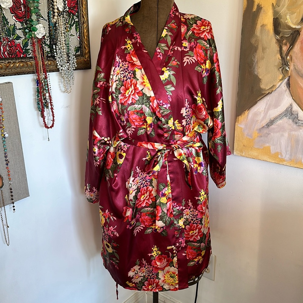 Satin wrap style robe, size M/L